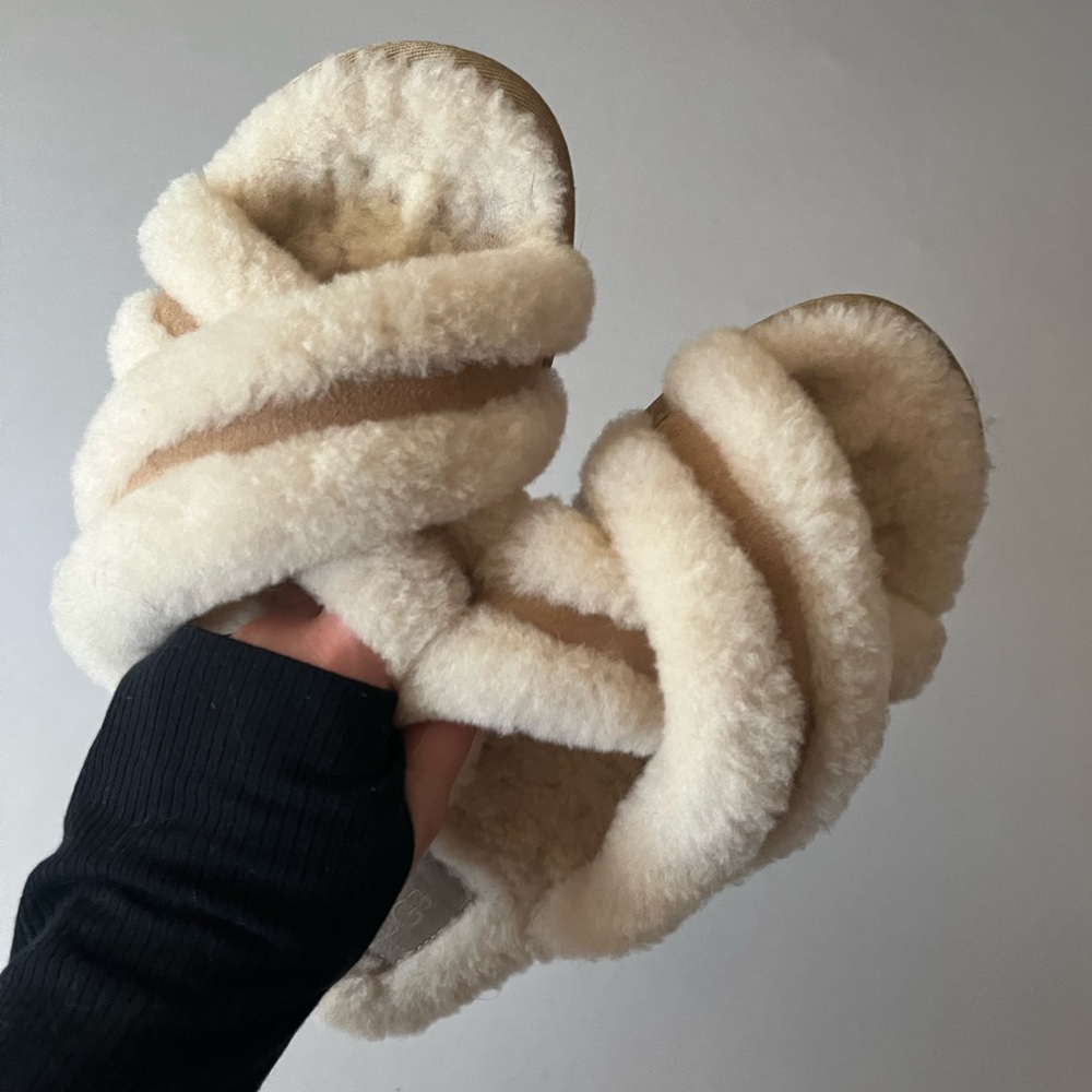 Ugg scuffita crossover slippers